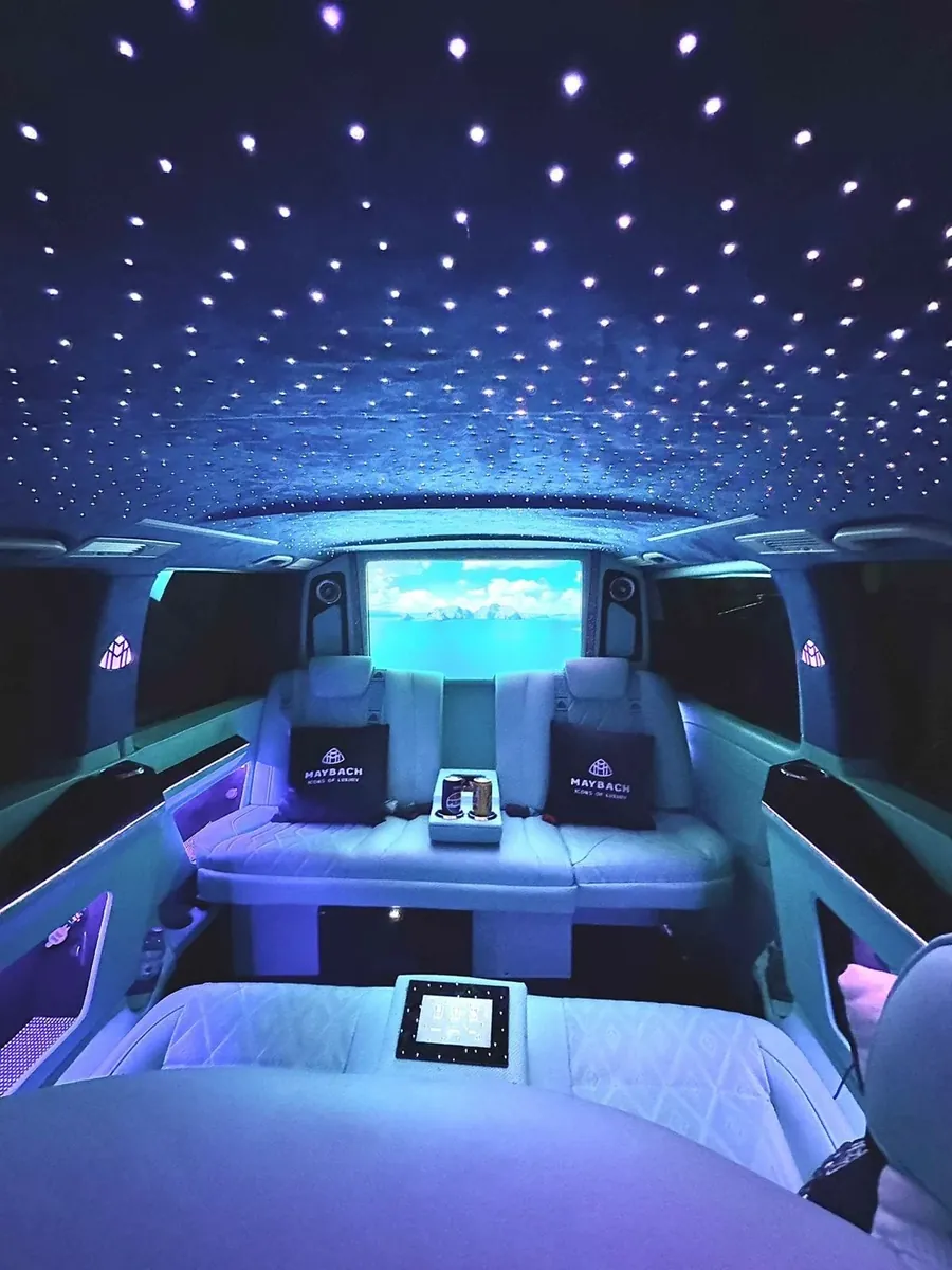 VIP Vito - Starlit ceiling